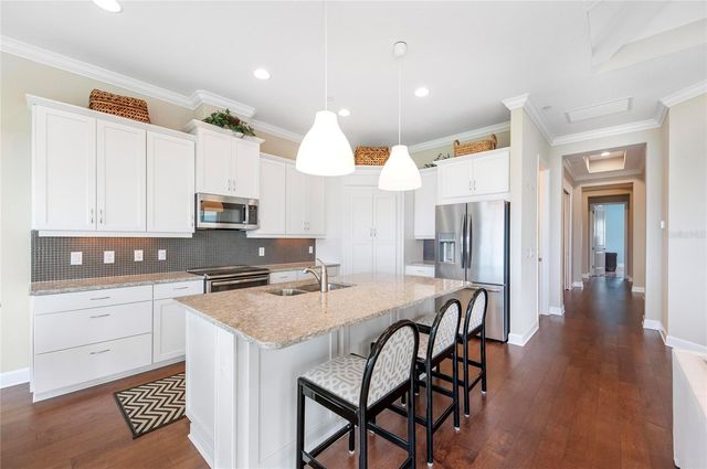 342 CASTAWAY CAY DRIVE 201, Bradenton, FL 34209