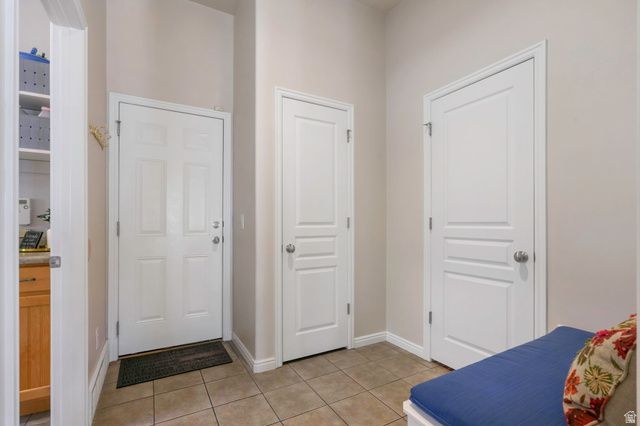 3058 W CRYSTAL PALACE, South Jordan, UT 84095