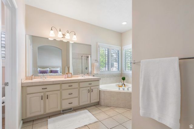 3058 W CRYSTAL PALACE, South Jordan, UT 84095
