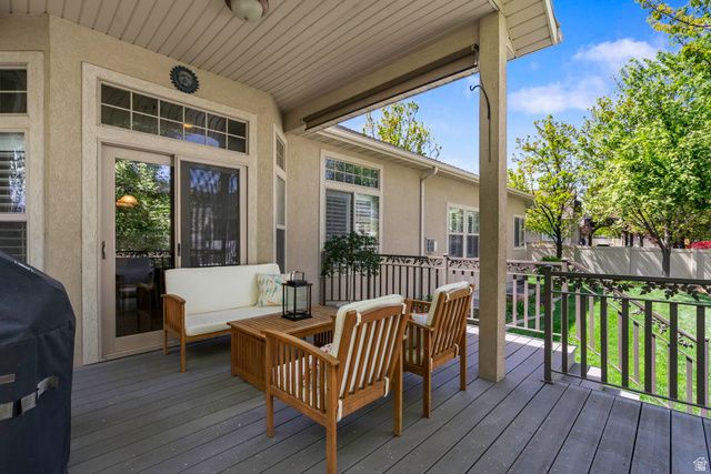 3058 W CRYSTAL PALACE, South Jordan, UT 84095