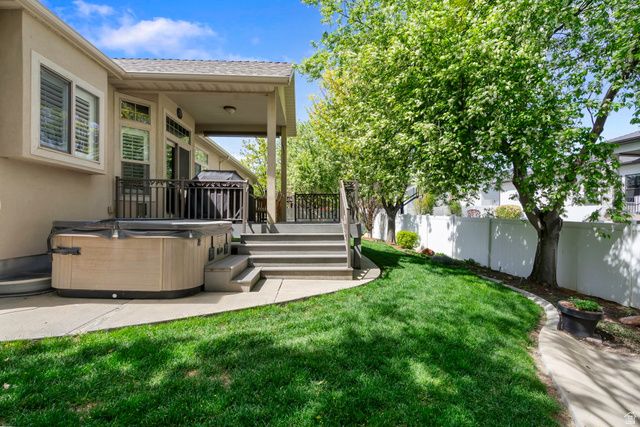 3058 W CRYSTAL PALACE, South Jordan, UT 84095