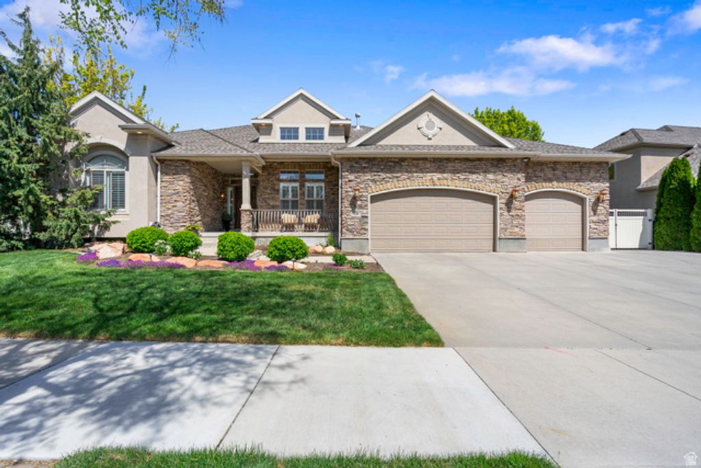 3058 W CRYSTAL PALACE, South Jordan, UT 84095