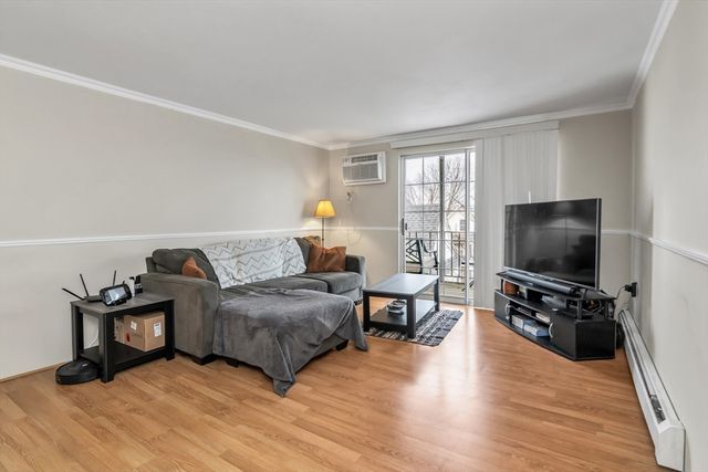 137 Pine St 29, Lowell, MA 01851