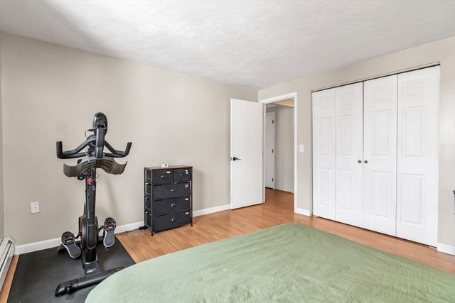 137 Pine St 29, Lowell, MA 01851