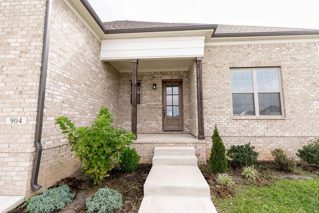 904 Shelburne Way, Nicholasville, KY 40356