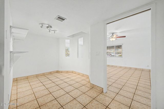 1909 W BELMONT Avenue, Phoenix, AZ 85021