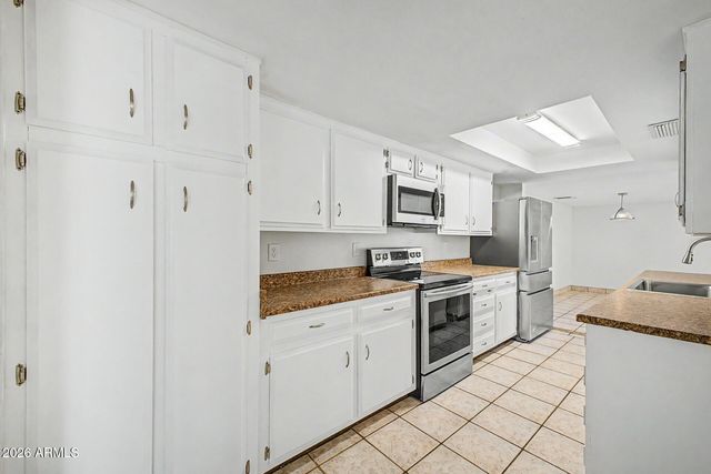 1909 W BELMONT Avenue, Phoenix, AZ 85021