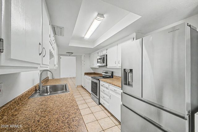 1909 W BELMONT Avenue, Phoenix, AZ 85021
