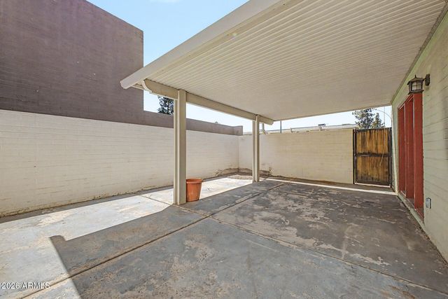 1909 W BELMONT Avenue, Phoenix, AZ 85021