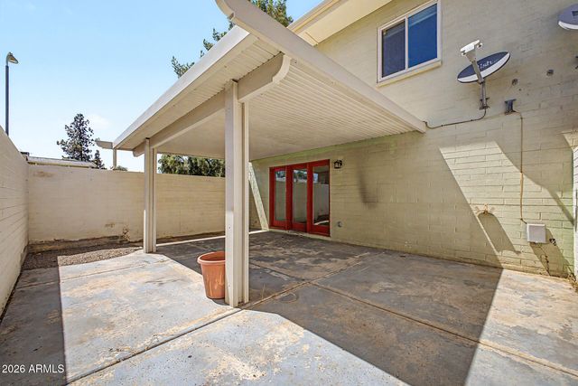 1909 W BELMONT Avenue, Phoenix, AZ 85021
