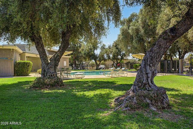 1909 W BELMONT Avenue, Phoenix, AZ 85021
