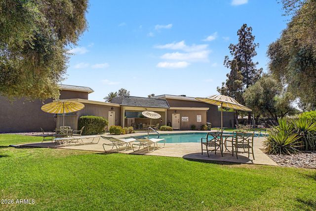 1909 W BELMONT Avenue, Phoenix, AZ 85021