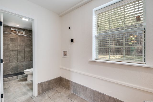 346 Leming Dr. Apt A, San Antonio, TX 78209