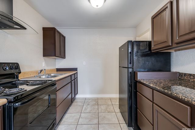 346 Leming Dr. Apt A, San Antonio, TX 78209