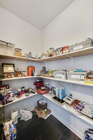 10S330 Oneill Drive, Burr Ridge, IL 60527