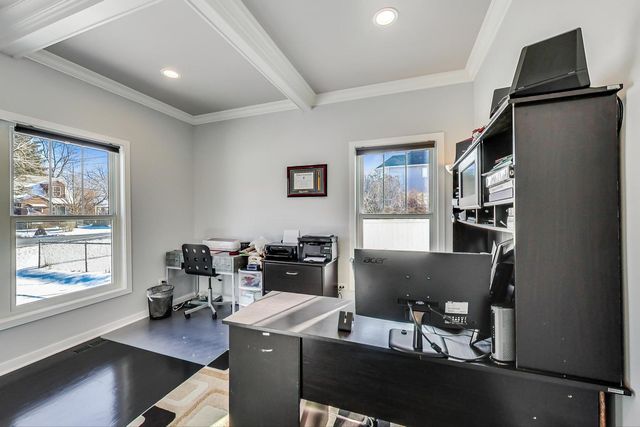 10S330 Oneill Drive, Burr Ridge, IL 60527