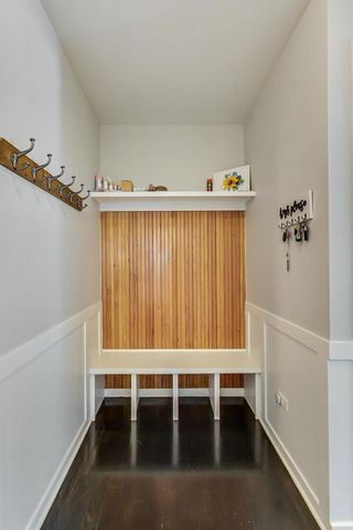 10S330 Oneill Drive, Burr Ridge, IL 60527