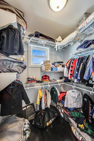 10S330 Oneill Drive, Burr Ridge, IL 60527