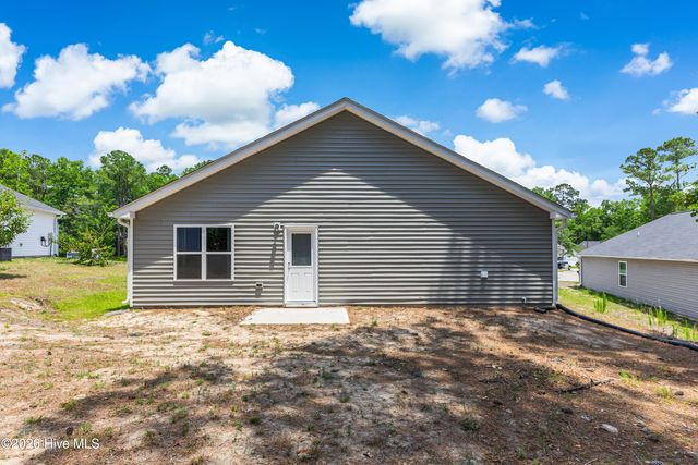 756 Pantego Boulevard SE, Bolivia, NC 28422