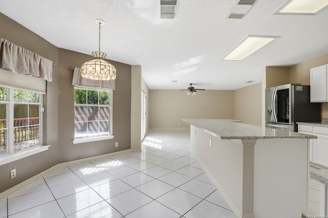 11214 Scarborough Ct, San Antonio, TX 78249