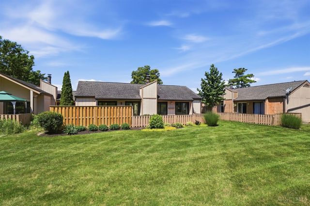 8127 Timbertree Way, West Chester, OH 45069