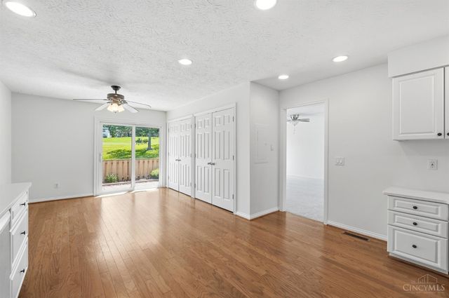 8127 Timbertree Way, West Chester, OH 45069