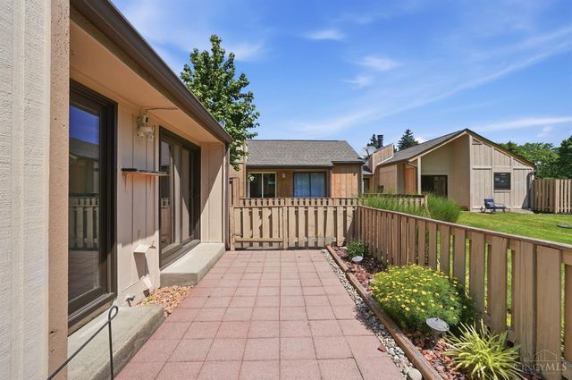 8127 Timbertree Way, West Chester, OH 45069