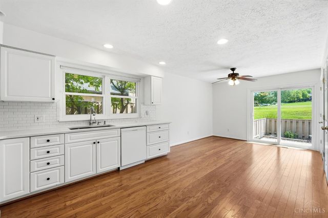 8127 Timbertree Way, West Chester, OH 45069