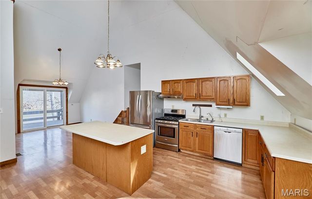 66 Lake Lawrence Lane, Troy, MO 63379