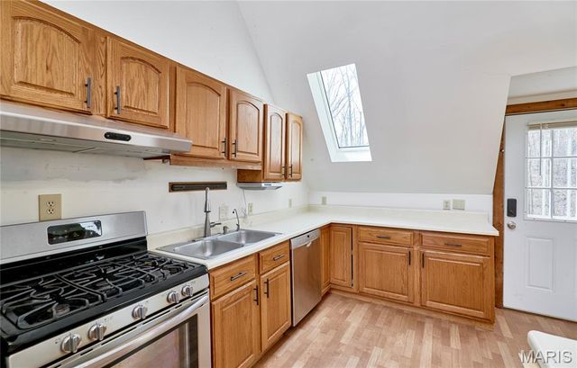 66 Lake Lawrence Lane, Troy, MO 63379