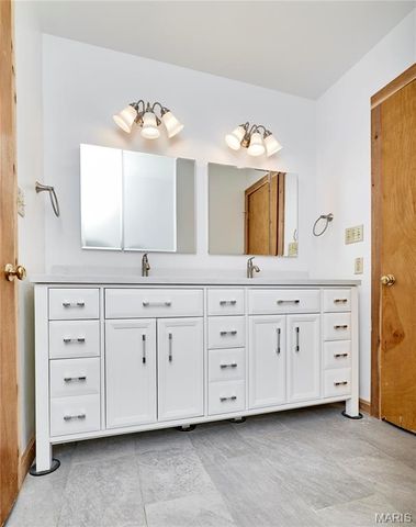 66 Lake Lawrence Lane, Troy, MO 63379