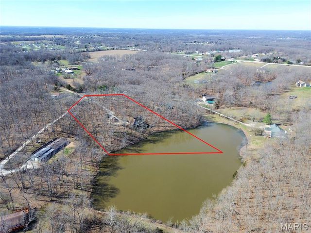 66 Lake Lawrence Lane, Troy, MO 63379