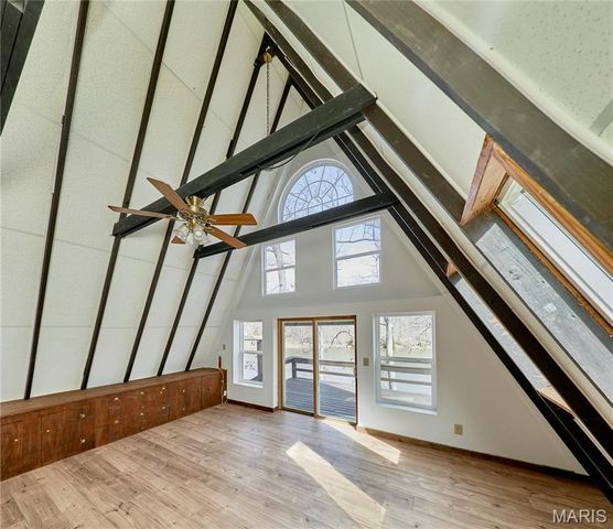 66 Lake Lawrence Lane, Troy, MO 63379