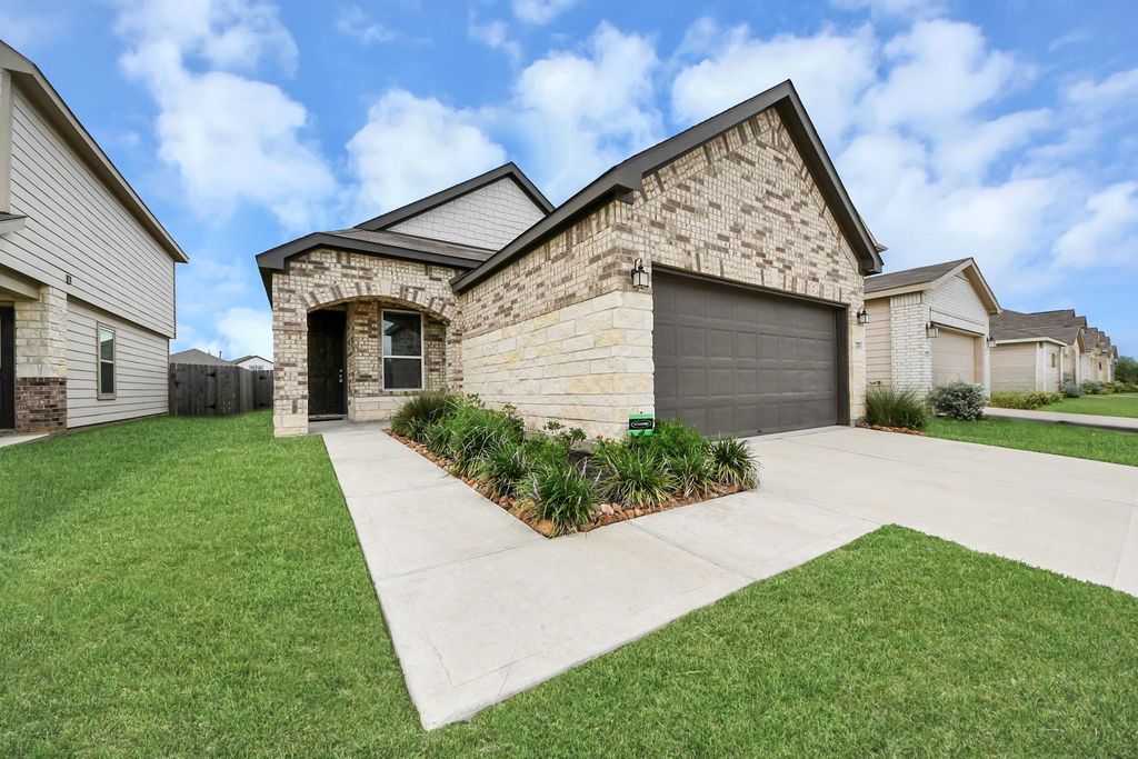 22830 Brisbee Lane, Hockley, TX 77447