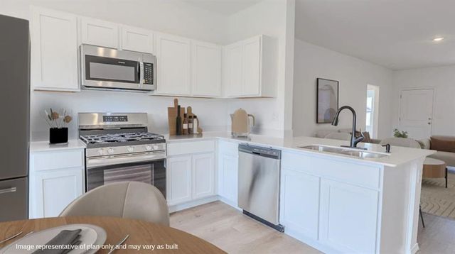 3881 Ada Avenue, Harrah, OK 73045