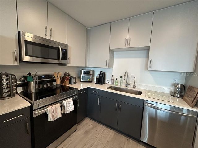 1703 N TAMIAMI TRAIL 510, Sarasota, FL 34234