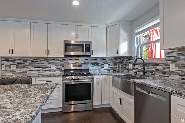 8523 S KELSCH DR, Sandy, UT 84093