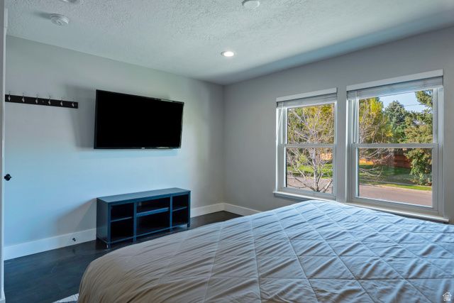 8523 S KELSCH DR, Sandy, UT 84093