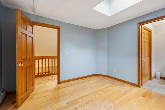 10 Hog Hill Rd, Pepperell, MA 01463