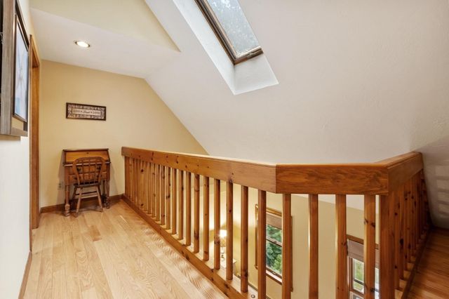 10 Hog Hill Rd, Pepperell, MA 01463