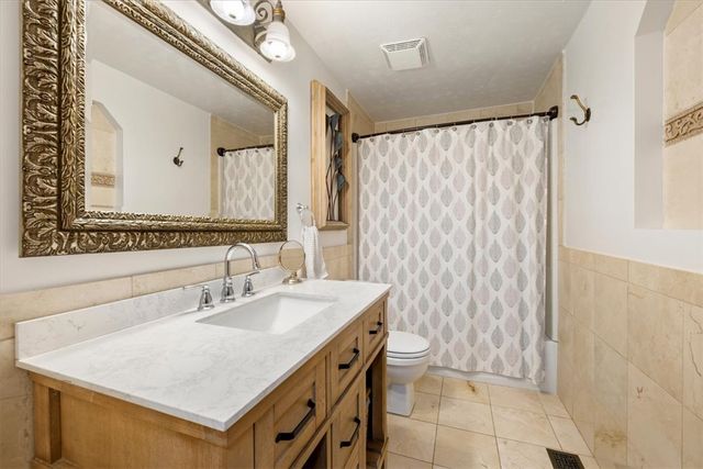 108 Wickham Farm Drive, Englewood, OH 45322