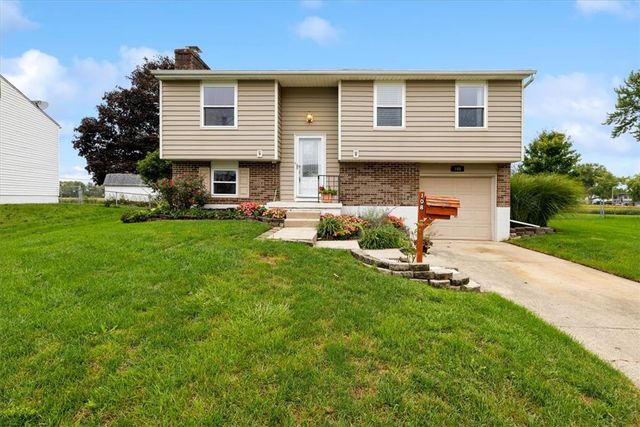 108 Wickham Farm Drive, Englewood, OH 45322