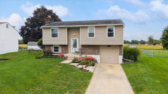 108 Wickham Farm Drive, Englewood, OH 45322