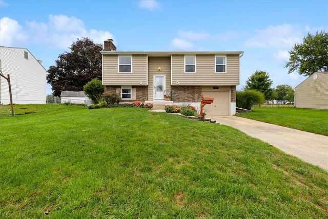 108 Wickham Farm Drive, Englewood, OH 45322