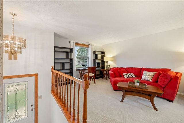108 Wickham Farm Drive, Englewood, OH 45322