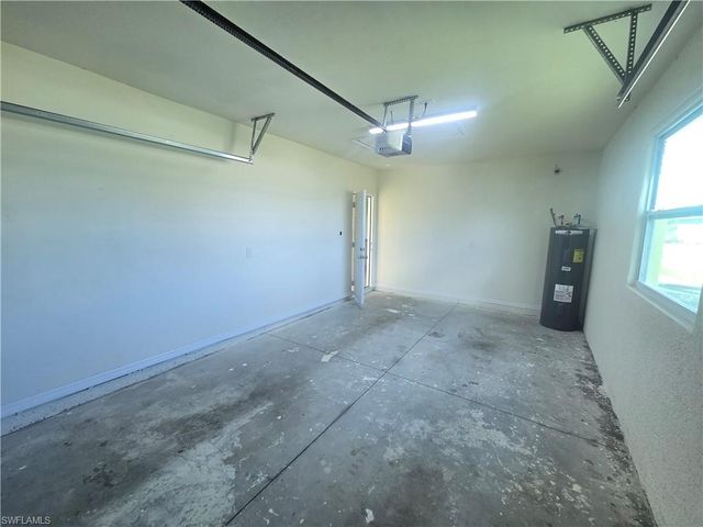 4748 27th ST SW, Lehigh Acres, FL 33973