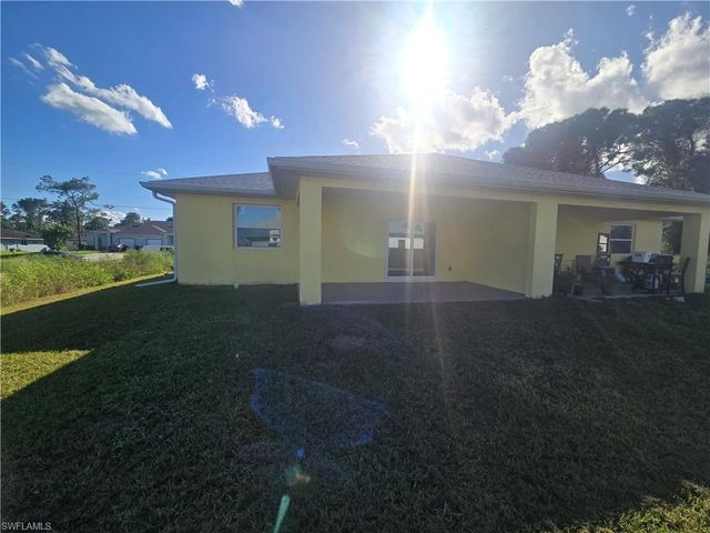 4748 27th ST SW, Lehigh Acres, FL 33973