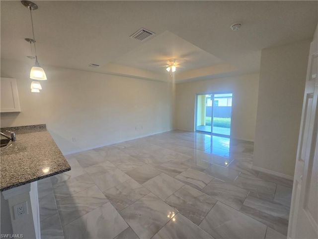 4748 27th ST SW, Lehigh Acres, FL 33973