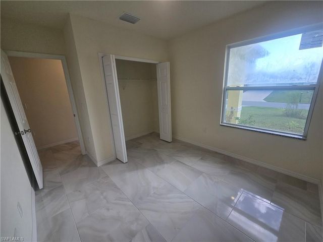 4748 27th ST SW, Lehigh Acres, FL 33973