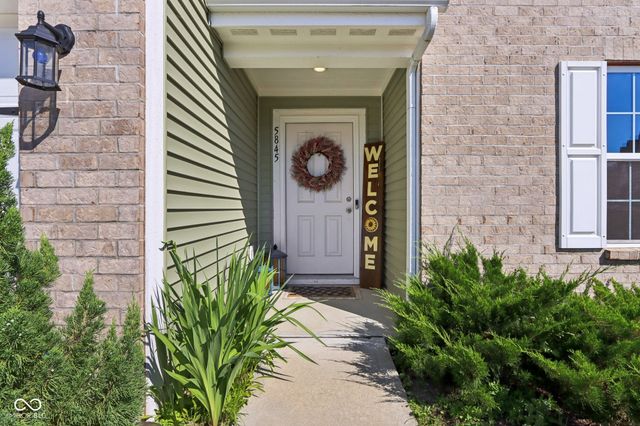 5845 Cresswell Lane, Whitestown, IN 46075